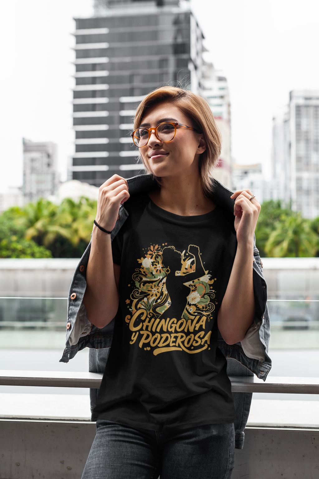 Chingona Y Poderosa Women's Tee